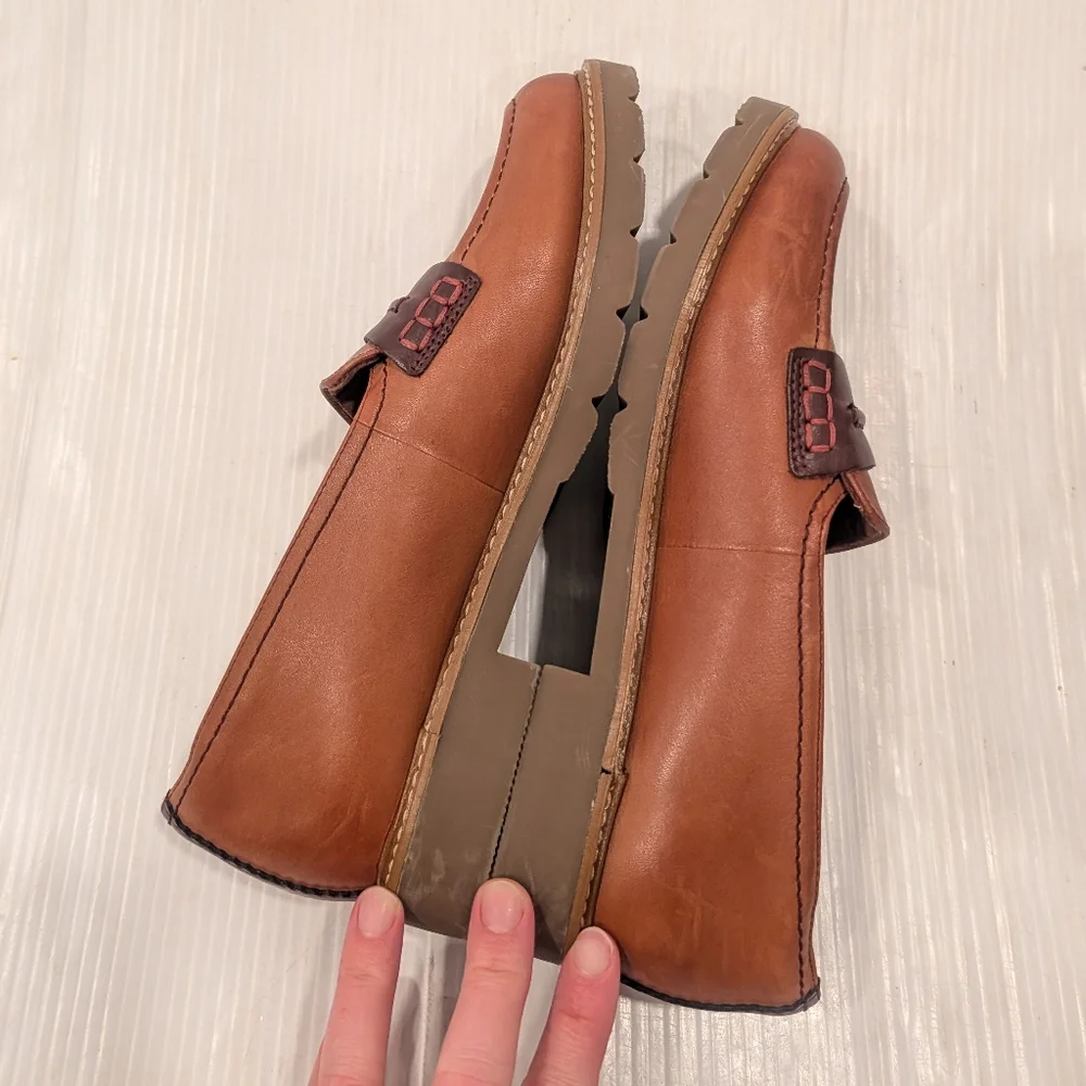 COBB HILL Janney Tan Leather Penny Loafers Women's Slip On Shoes Size 9